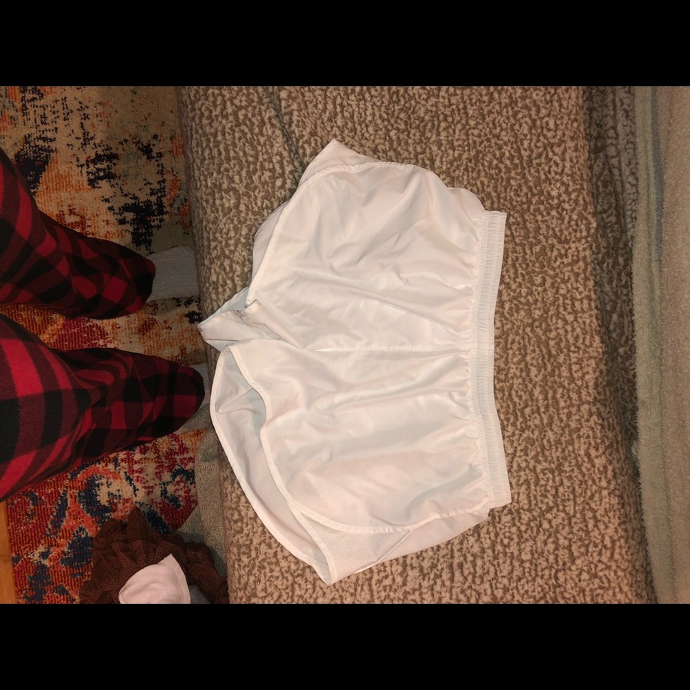 White nike shorts